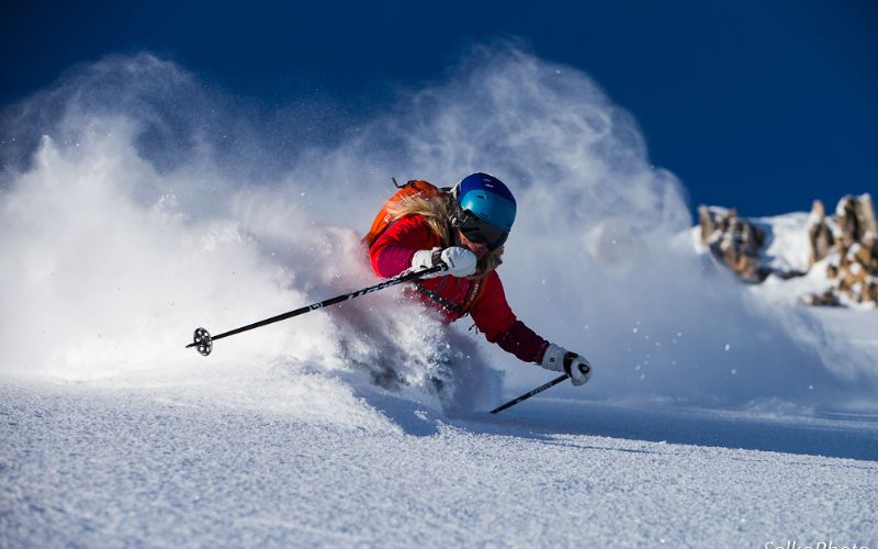 helicopter-skiing-in-alaska-steep-skiing-min